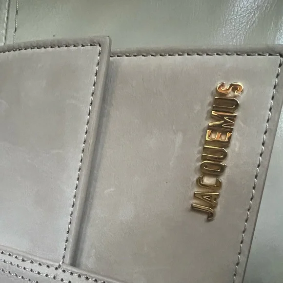 Jacquemus Taupe Clutch with Gold Logo - Picture 4 of 13